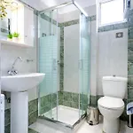 Apartment Solomos *