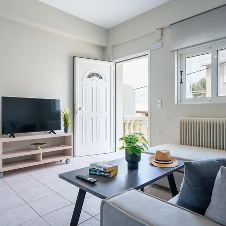 Solomos Apartment *