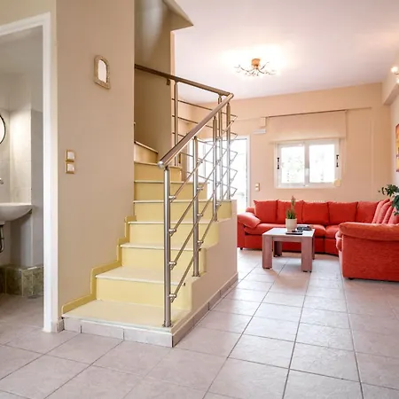 Solomos Apartment *